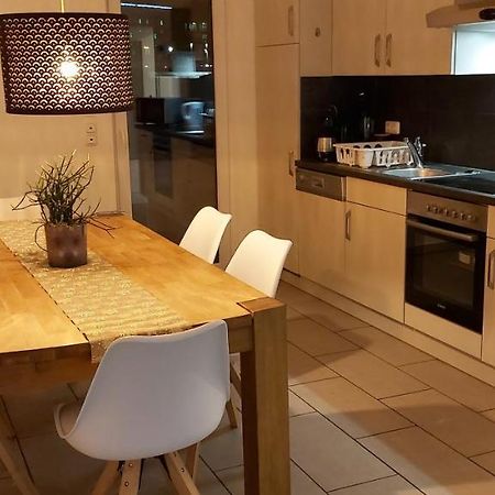 Ferienwohnung Kama Bitburg Bagian luar foto